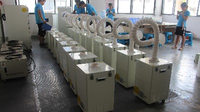 車間移動式吸塵器-工業(yè)移動式吸塵器-執(zhí)信環(huán)保凈化煙塵污染！